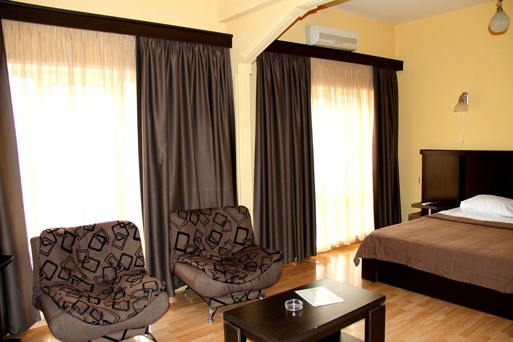 Avenue Hotel تبليسي الغرفة الصورة