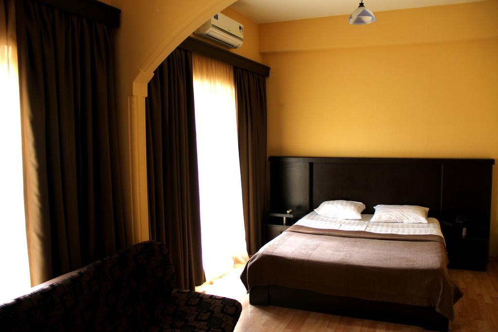 Avenue Hotel تبليسي الغرفة الصورة