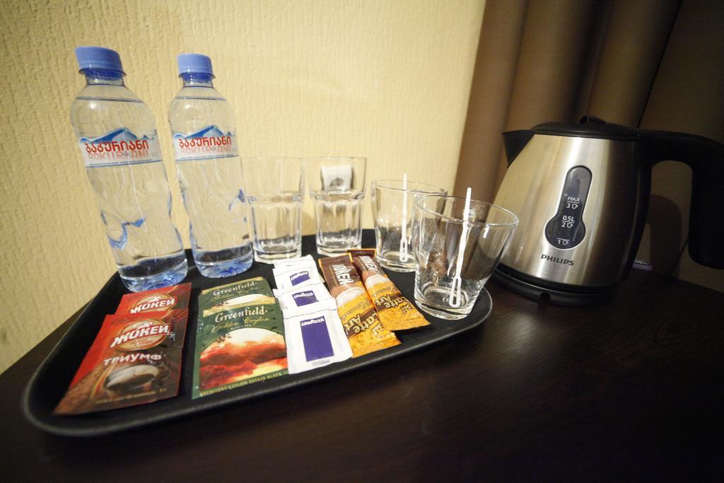 Avenue Hotel تبليسي المظهر الخارجي الصورة