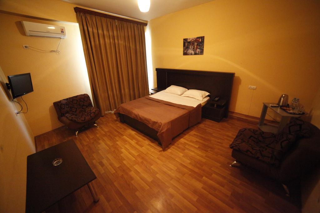 Avenue Hotel تبليسي الغرفة الصورة
