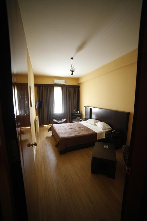 Avenue Hotel تبليسي الغرفة الصورة
