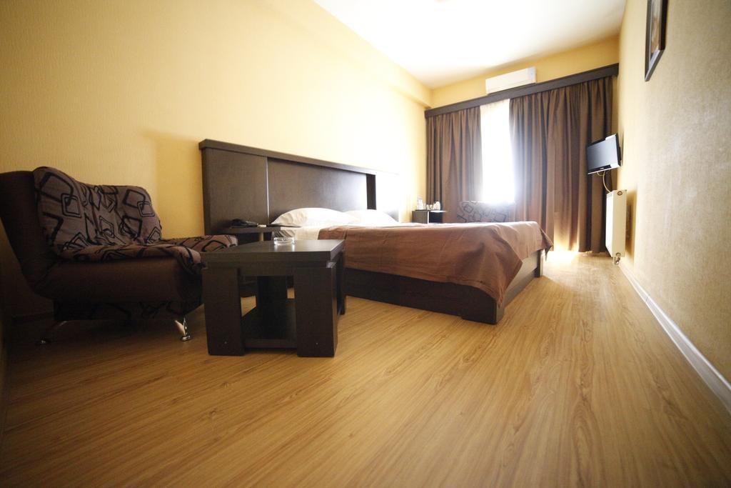Avenue Hotel تبليسي الغرفة الصورة