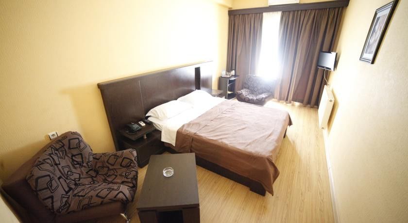 Avenue Hotel تبليسي المظهر الخارجي الصورة