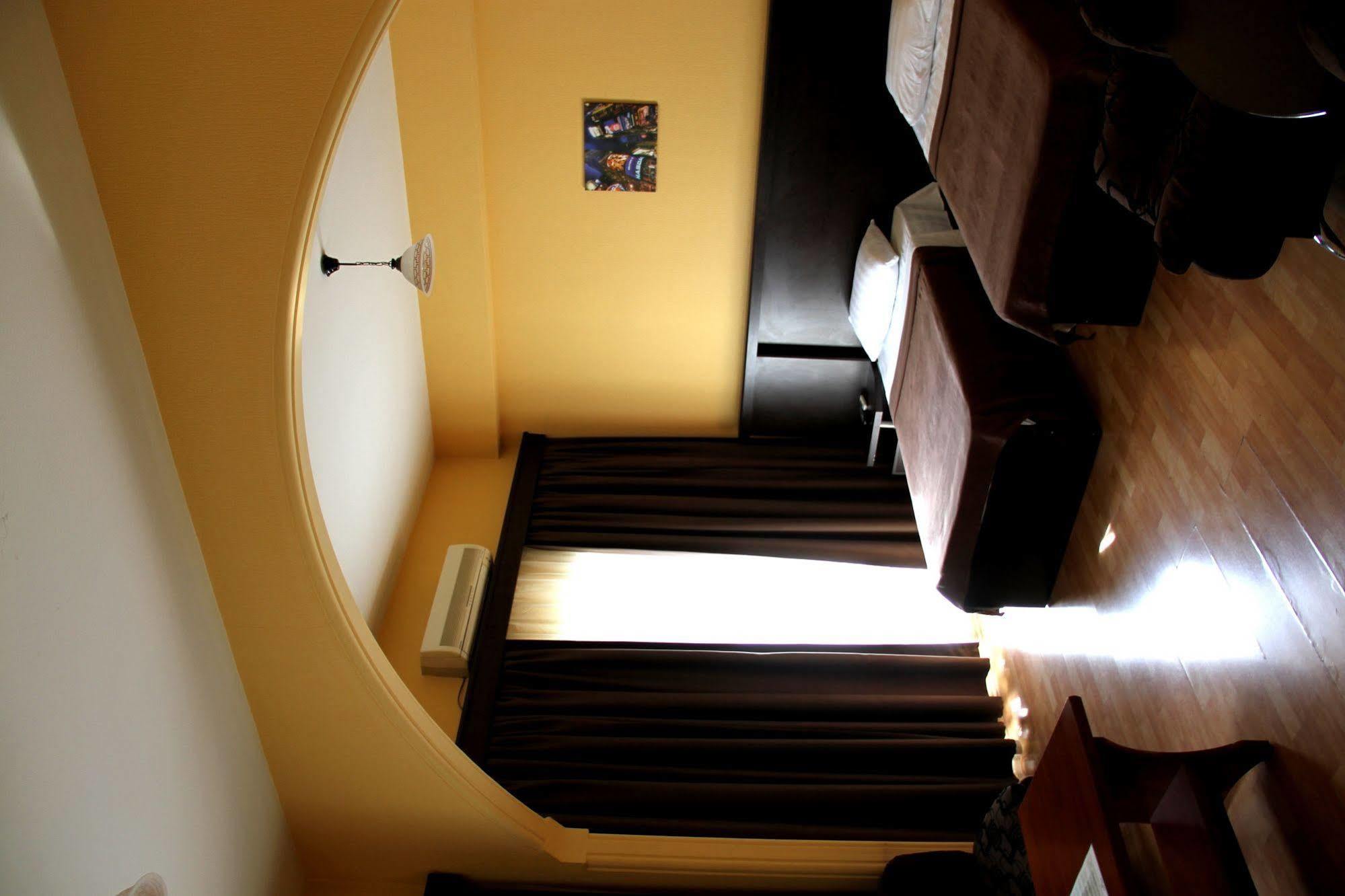 Avenue Hotel تبليسي المظهر الخارجي الصورة
